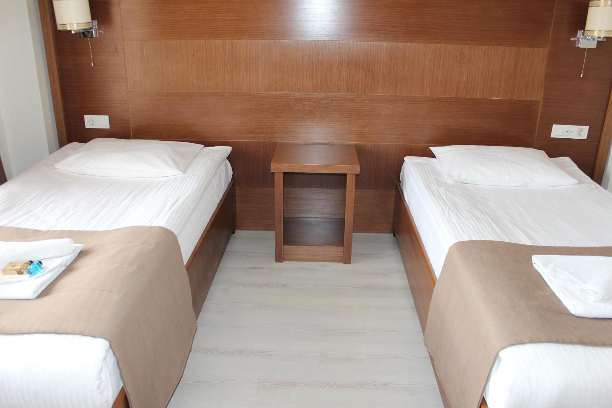 Topcuoglu Grand Otel Gerede Ngoại thất bức ảnh
